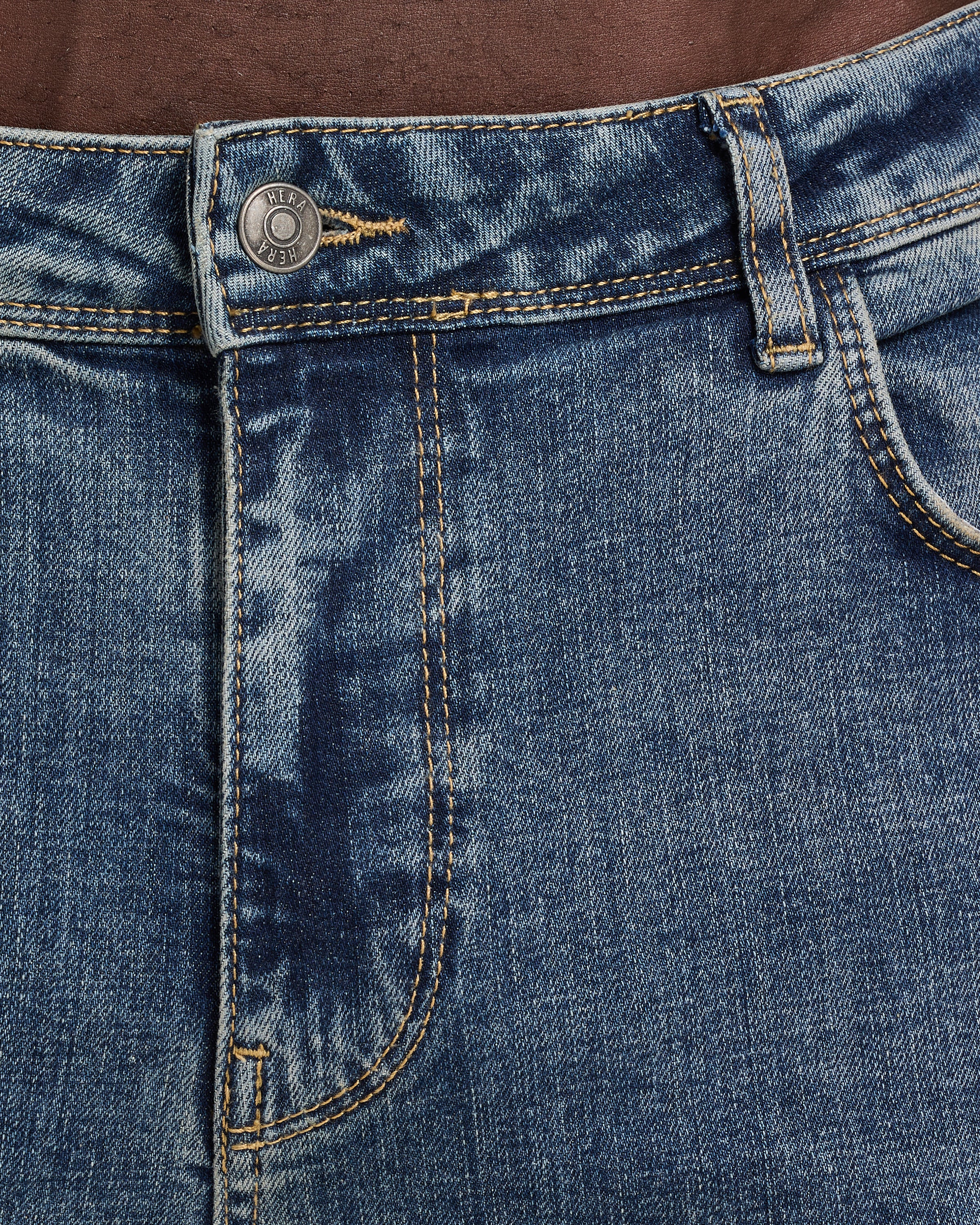 Mens Relaxed Denim Jean - Image 6