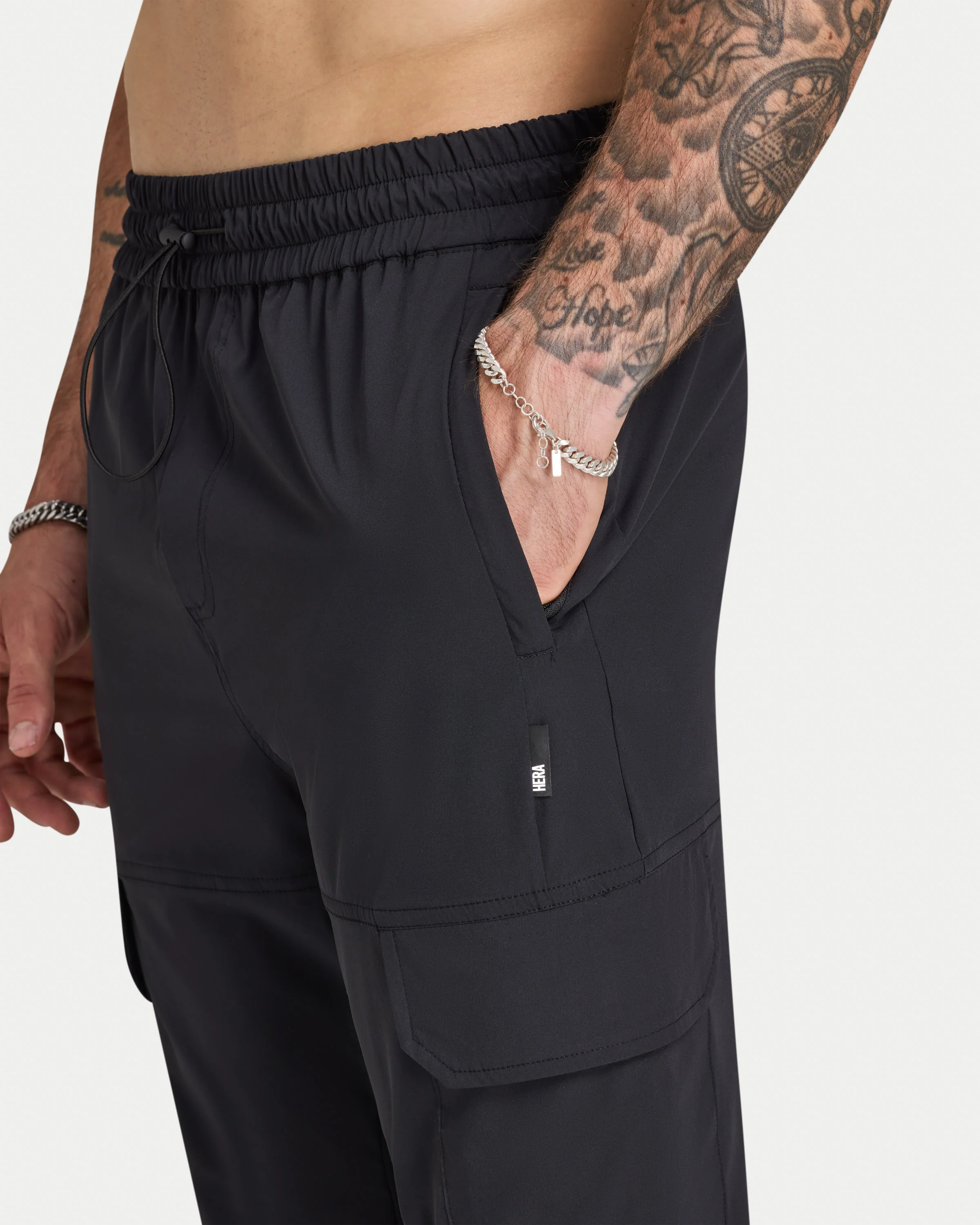 Mens Tapered Tech Cargo Pant - Image 8