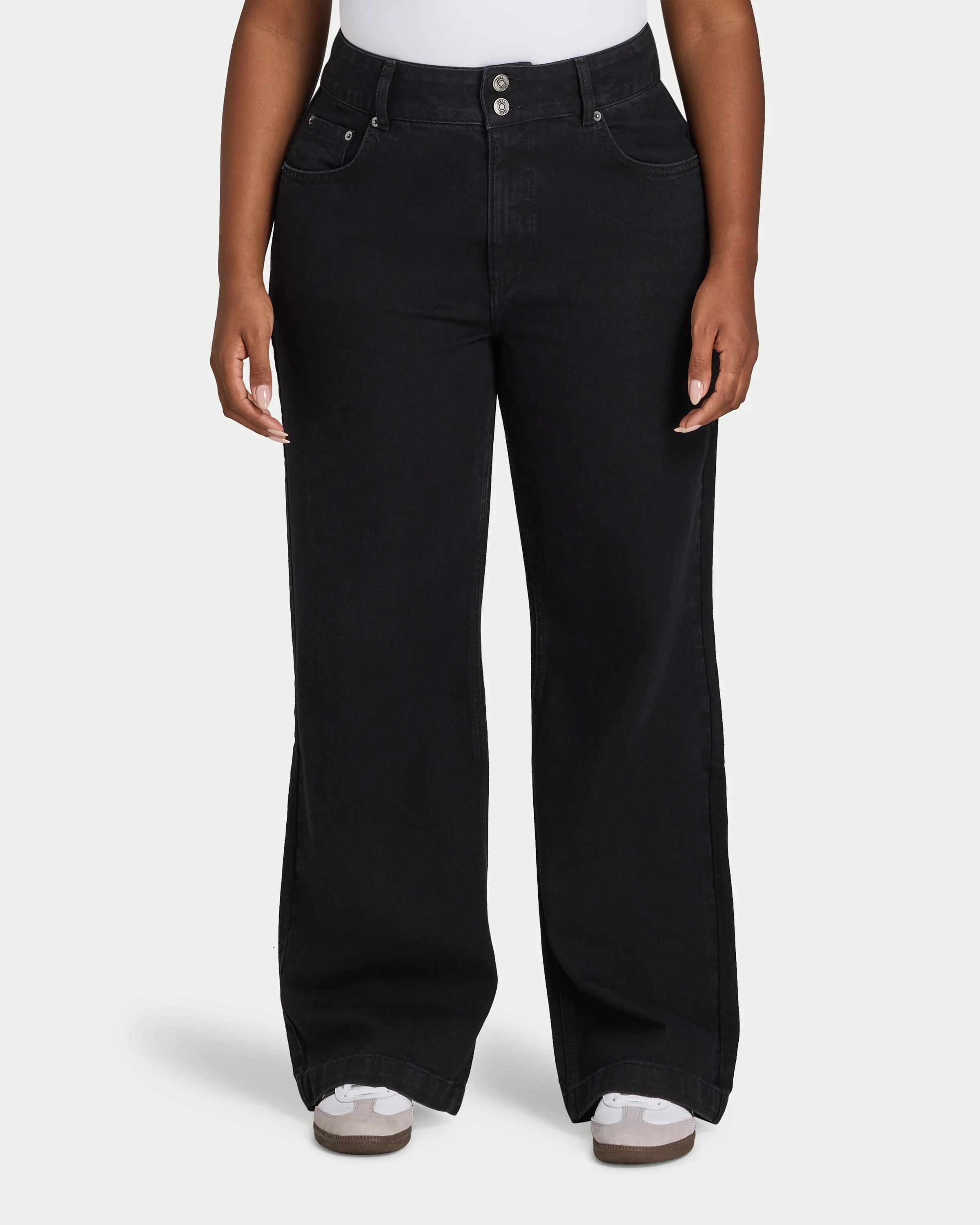 REWEAR Womens Straight Leg Jean
