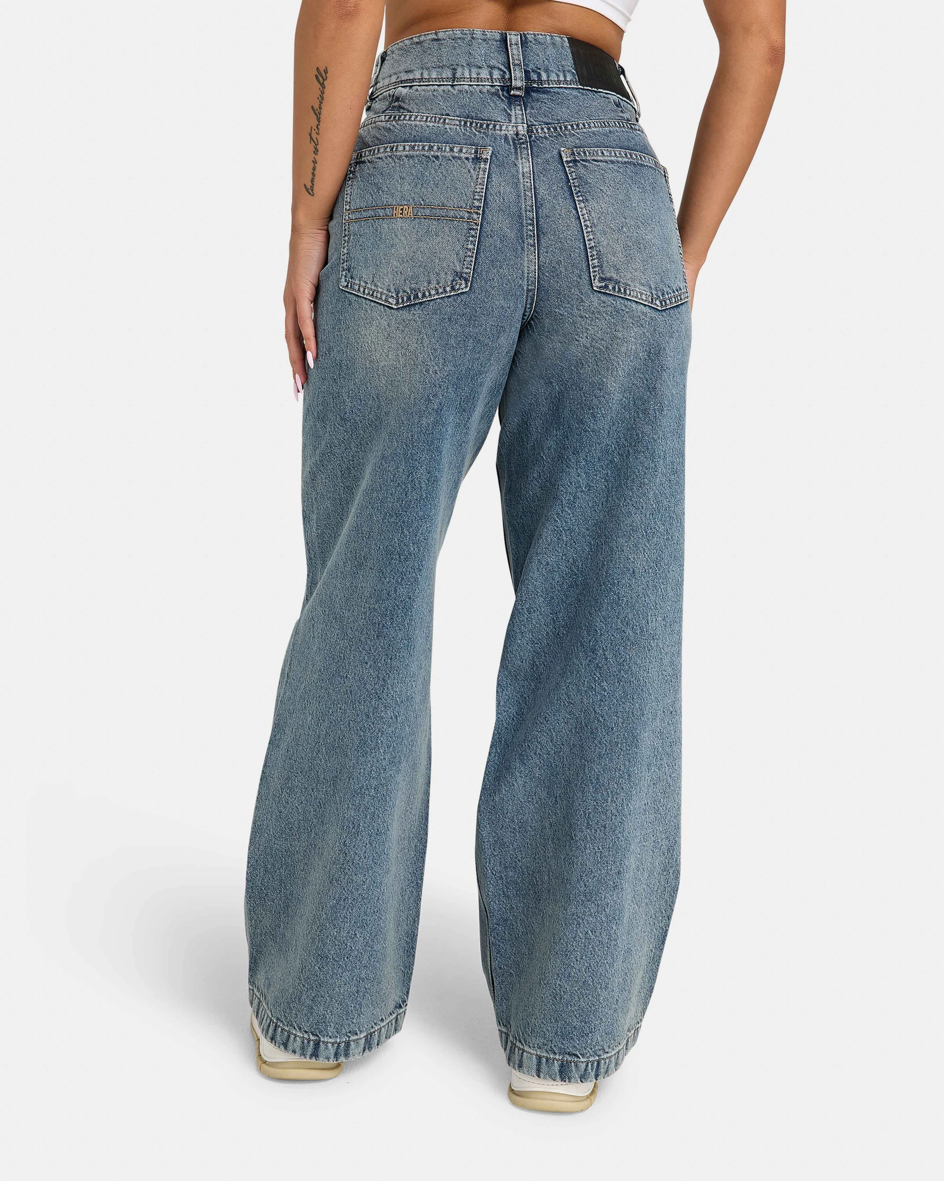 REWEAR Womens Wide Leg Jean - Image 2