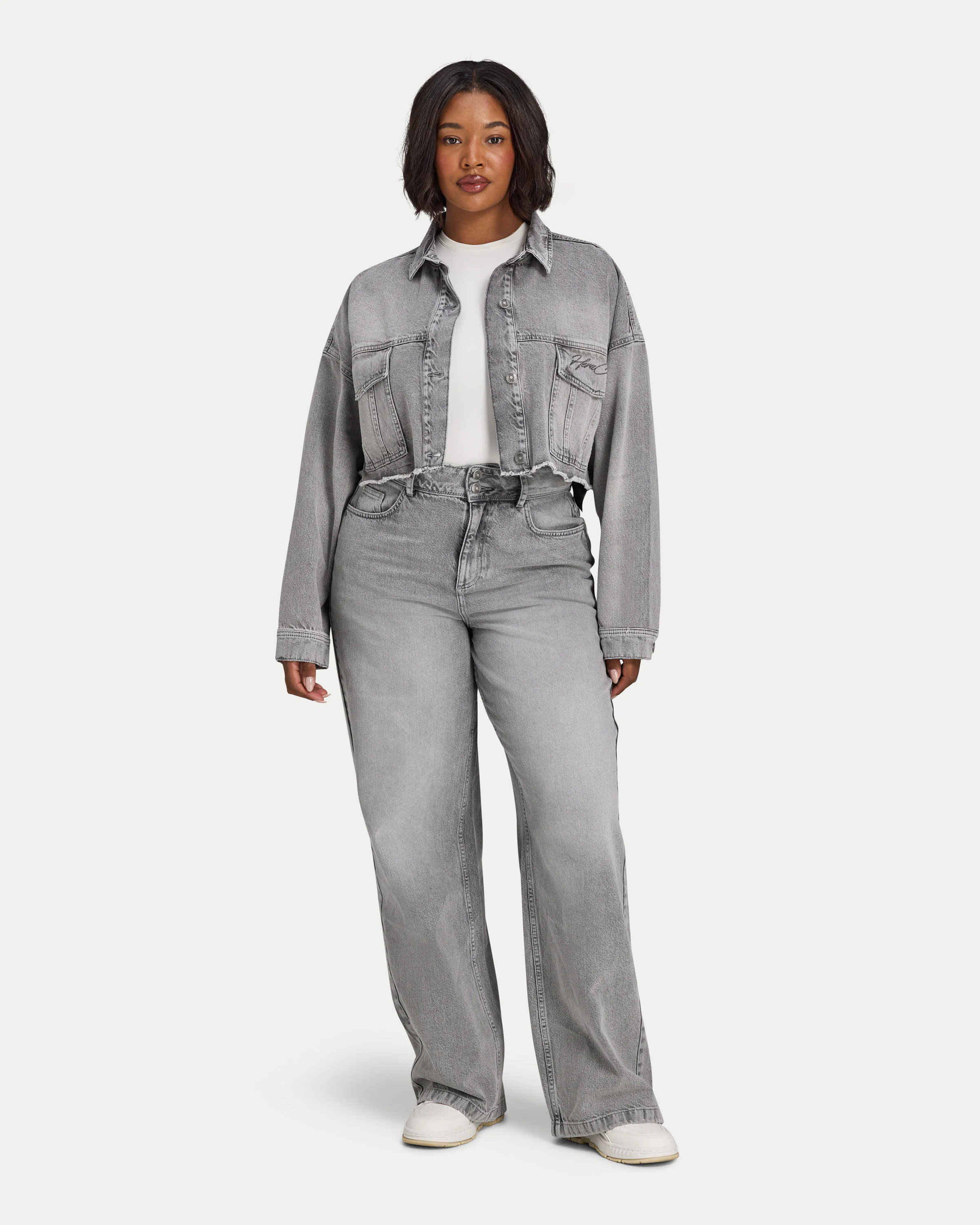 Womens Cropped Denim Jacket - Image 3