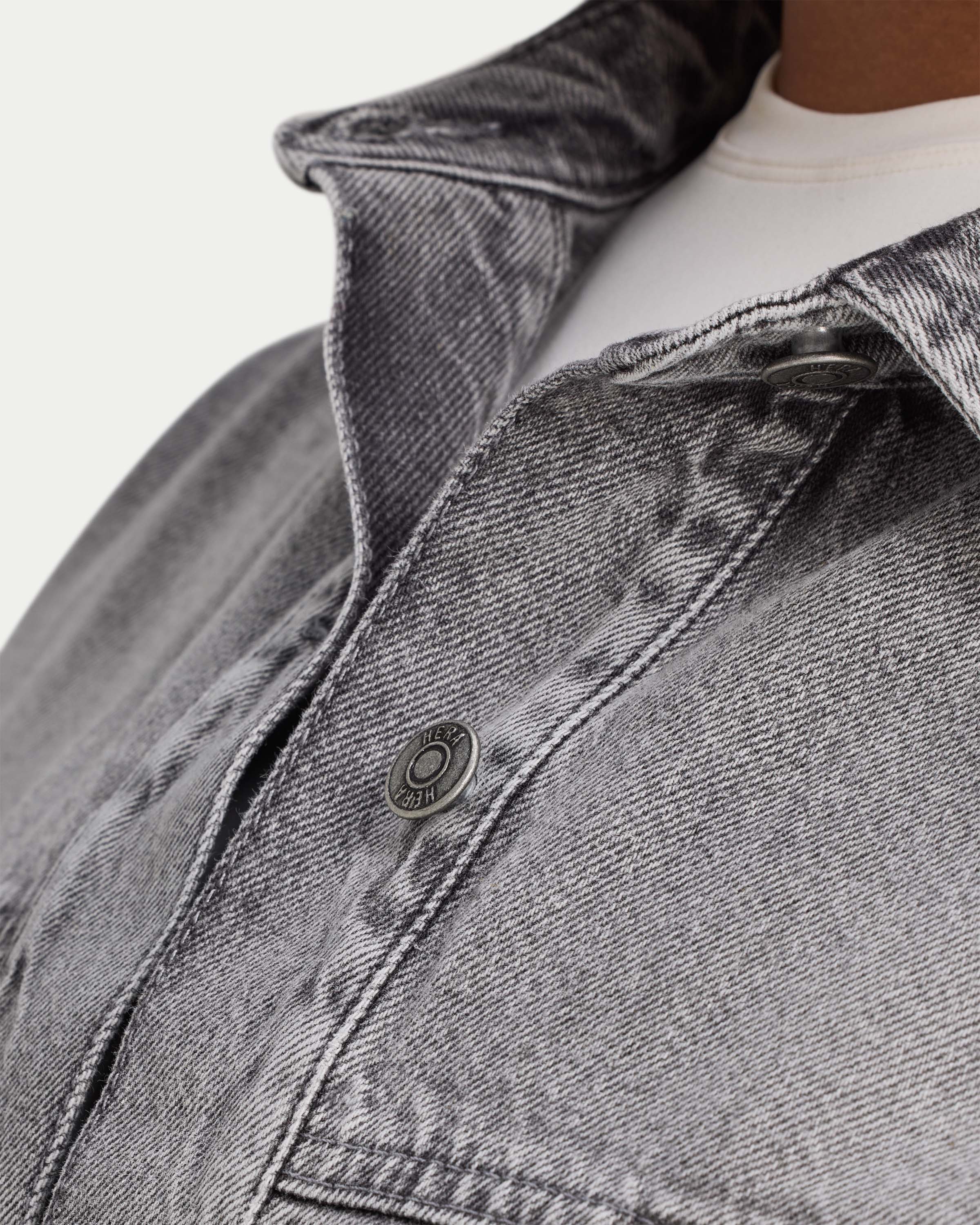 Womens Cropped Denim Jacket - Image 7