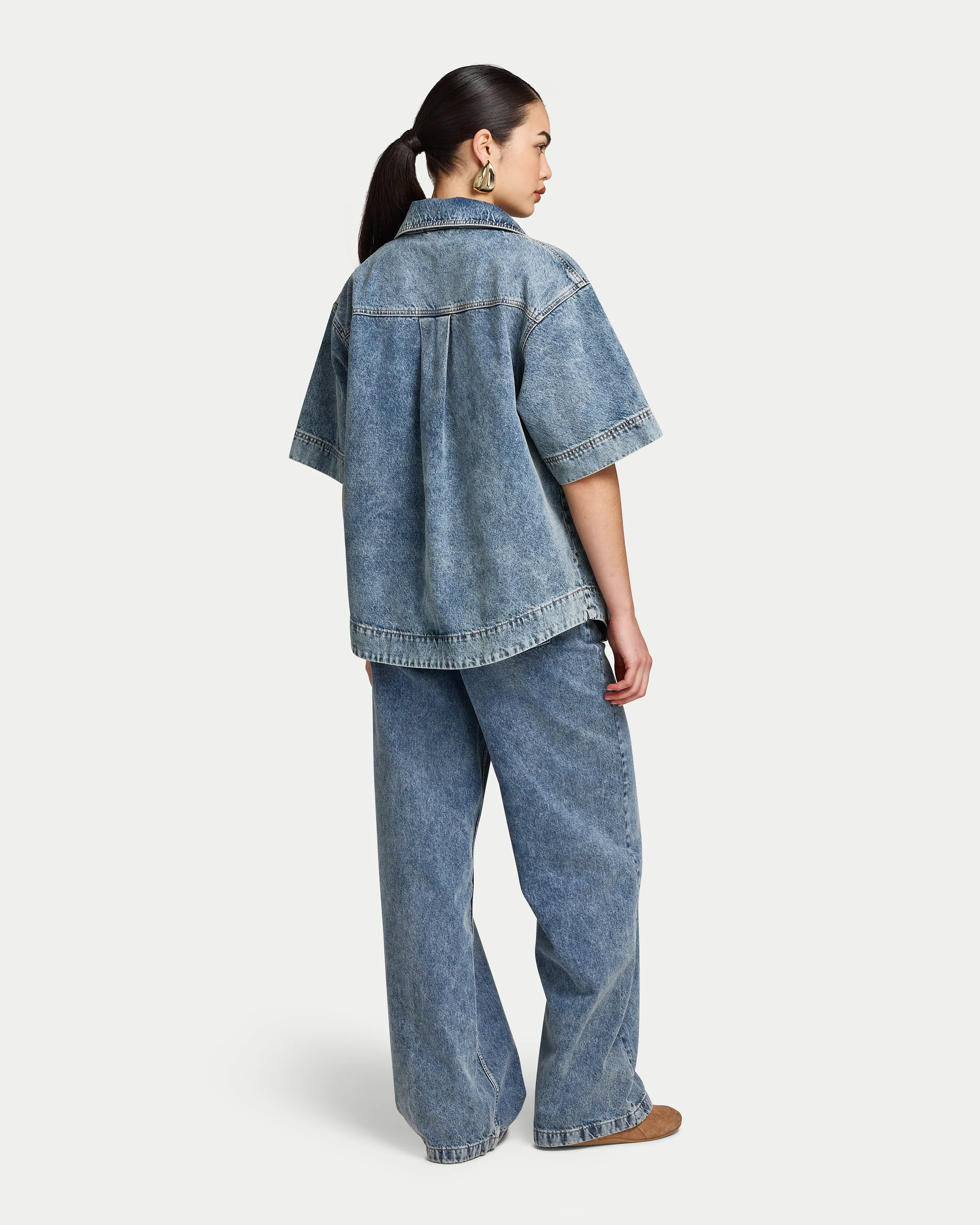 Womens Denim Short Sleeve Shirt - Image 4