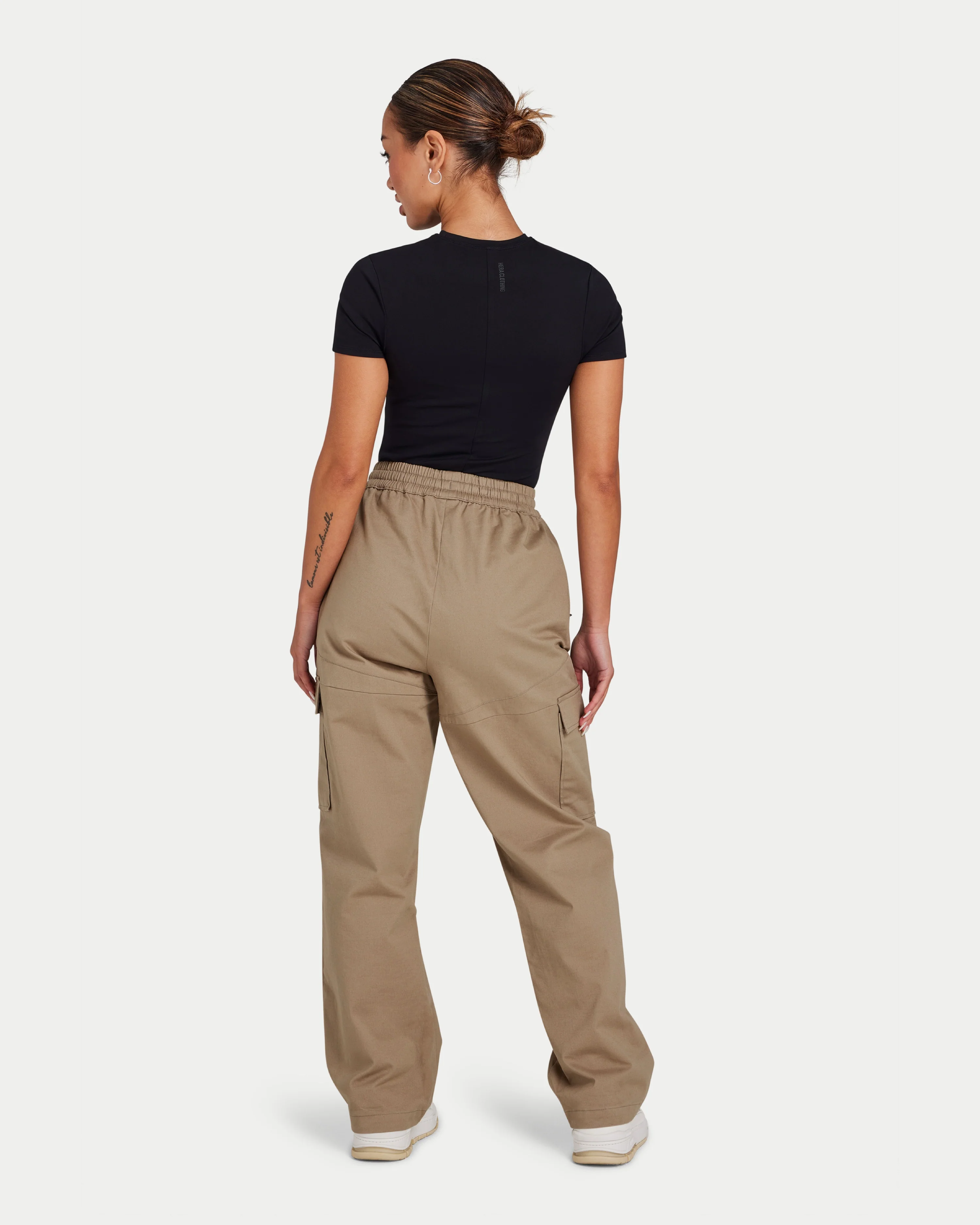 Womens Essential T-Shirt - Image 4