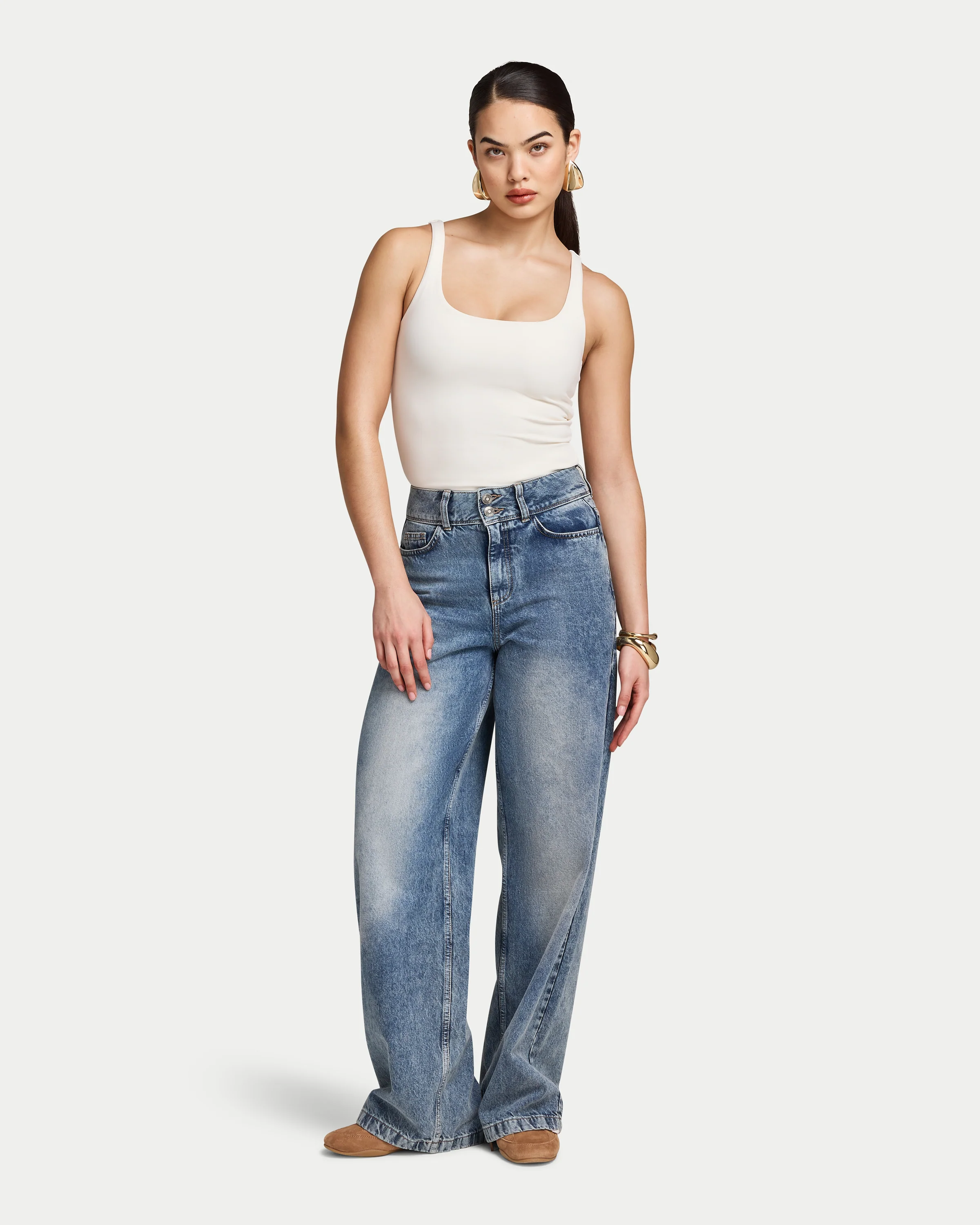Womens Essential Tank - Image 3