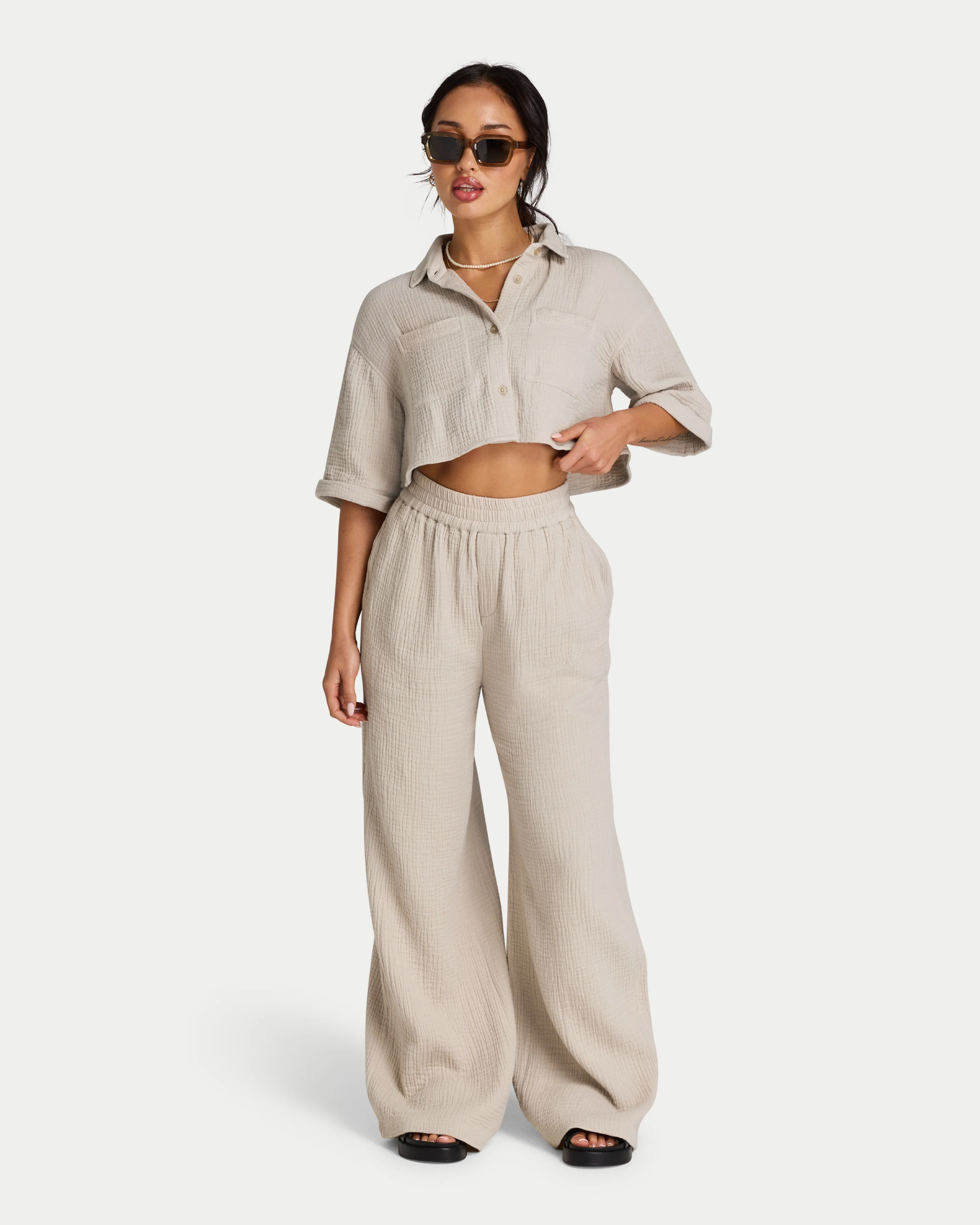 Womens Resort Cropped Shirt - Image 3