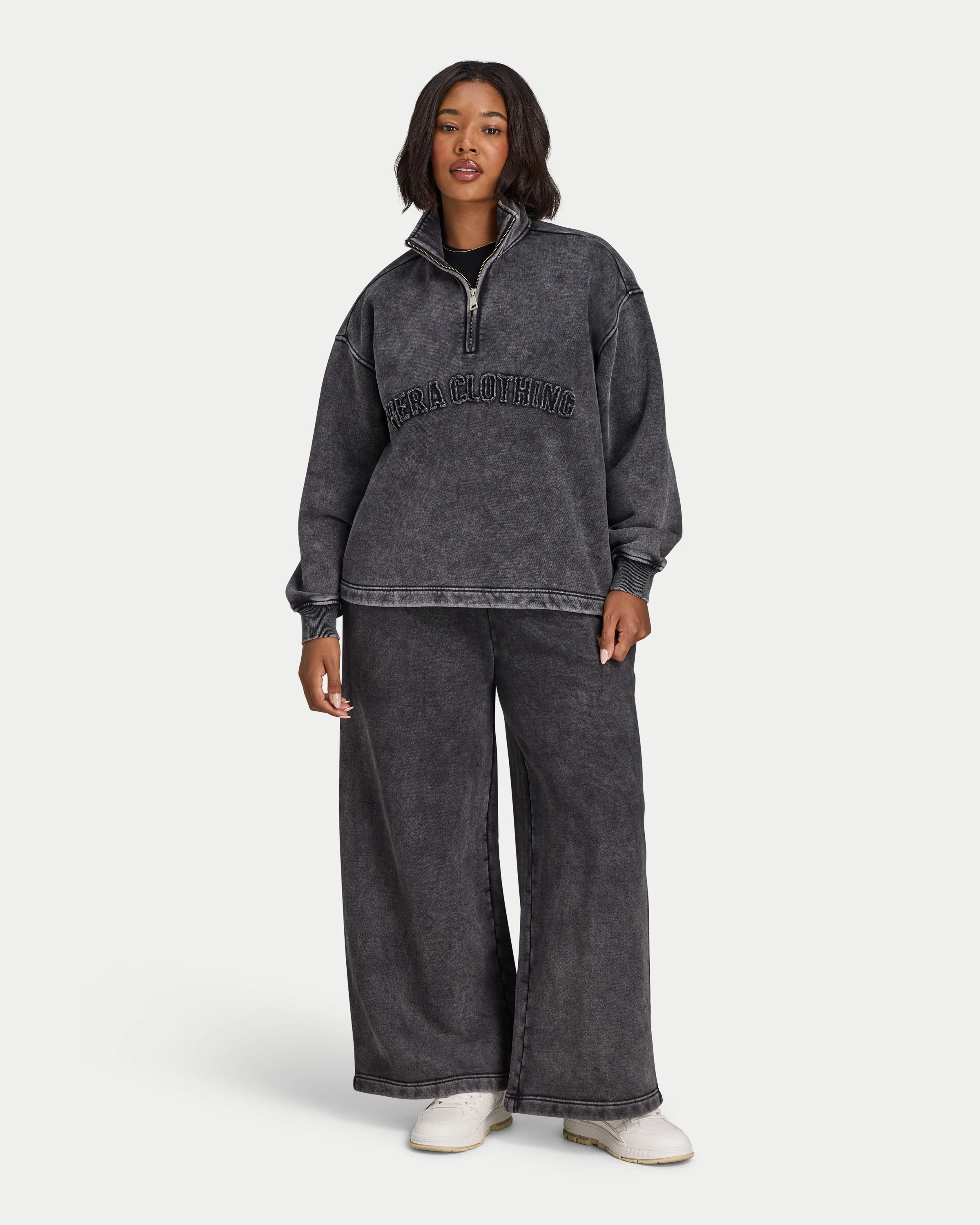 Womens Signature Washed Oversized 1/4 Zip Sweatshirt - Image 6