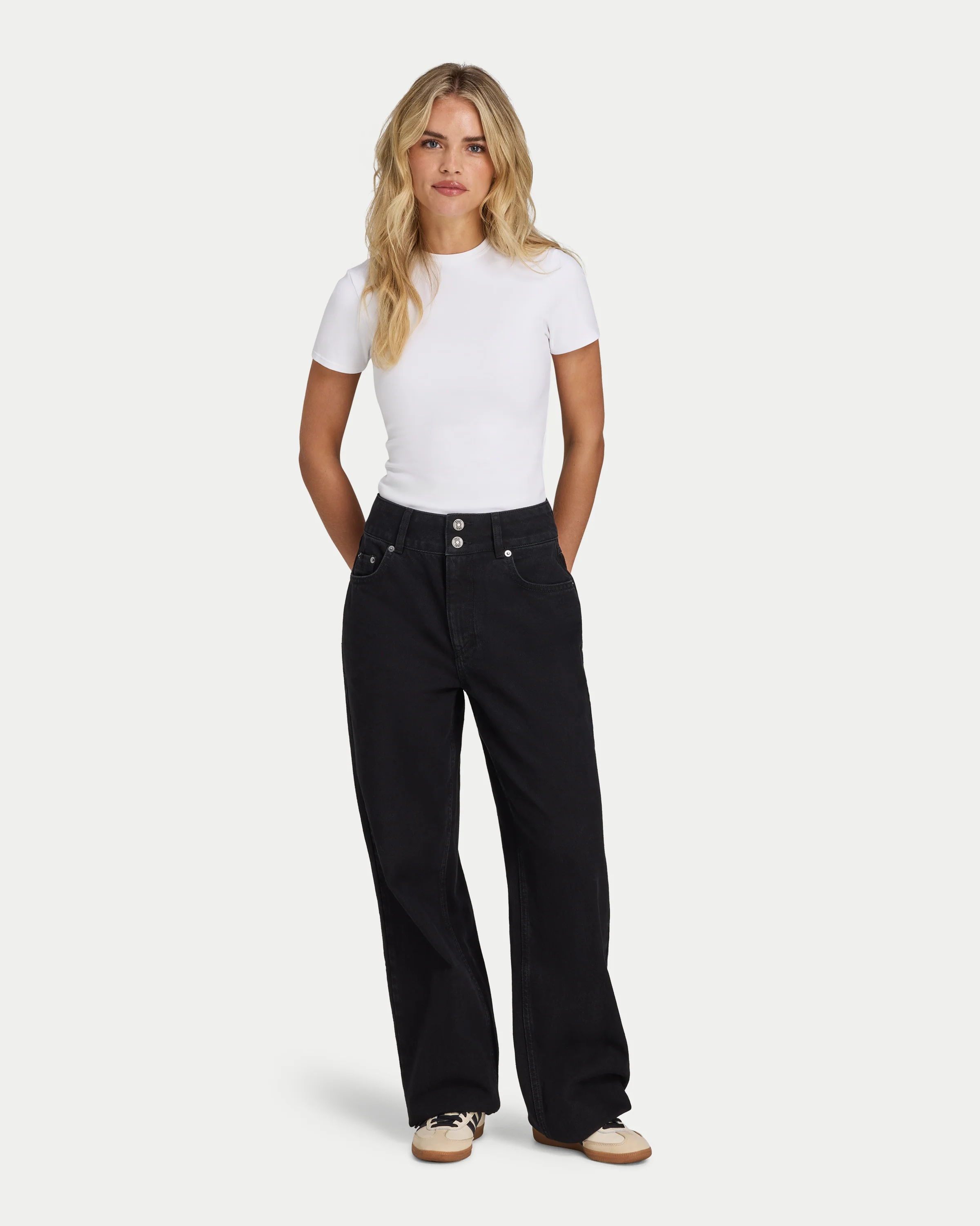 Womens Straight Leg Jean - Image 3