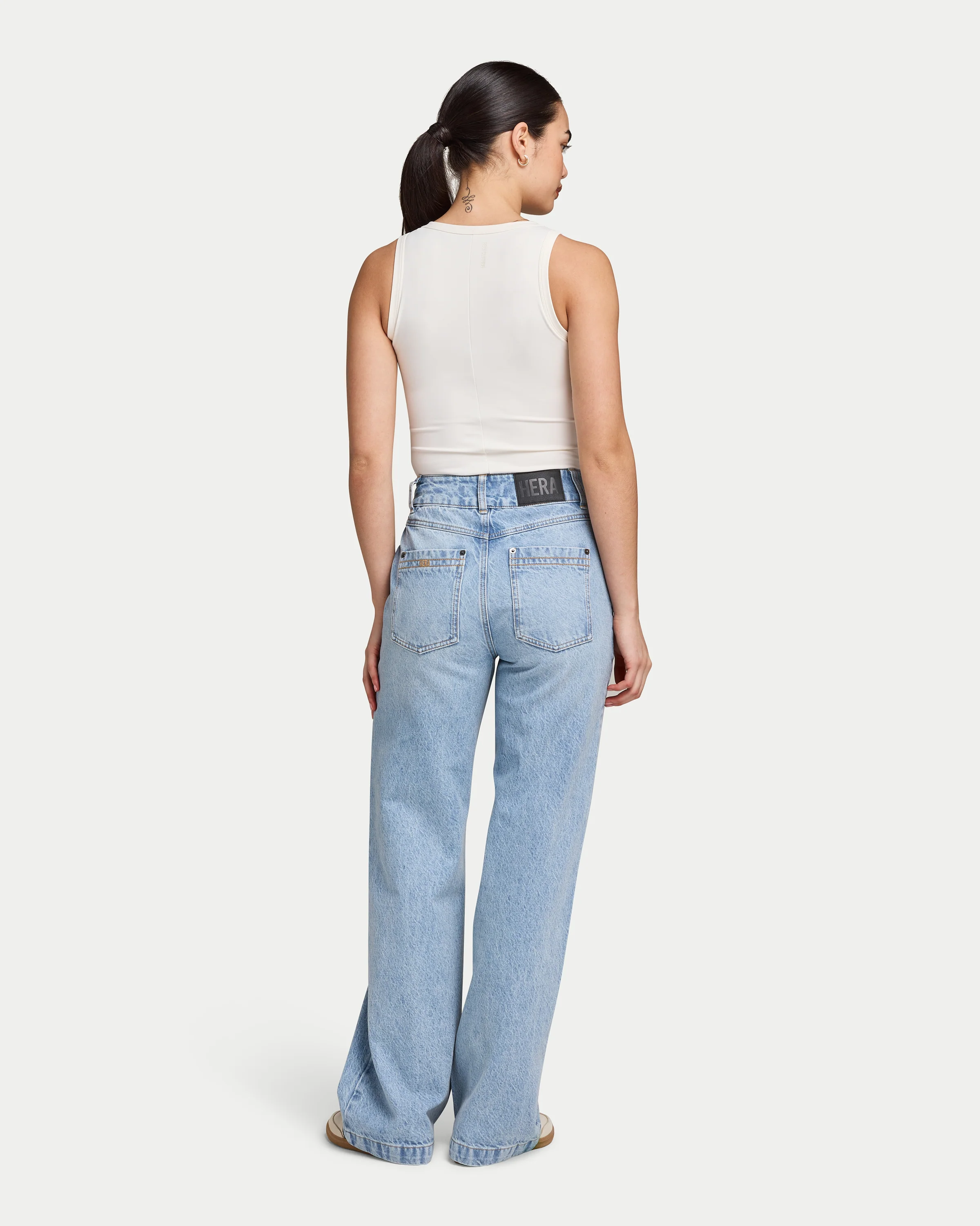 Womens Straight Leg Jean - Image 4