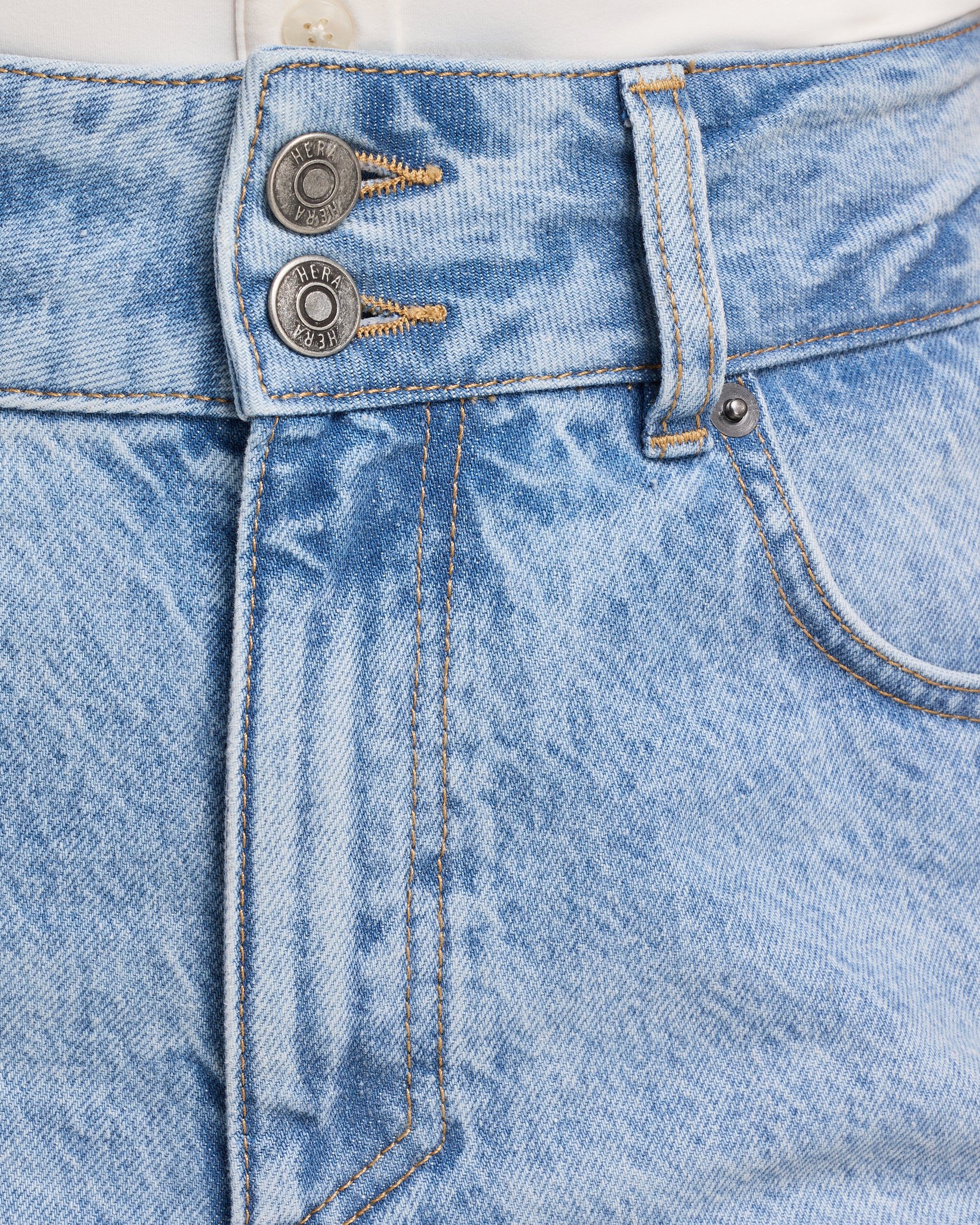Womens Straight Leg Jean - Image 8