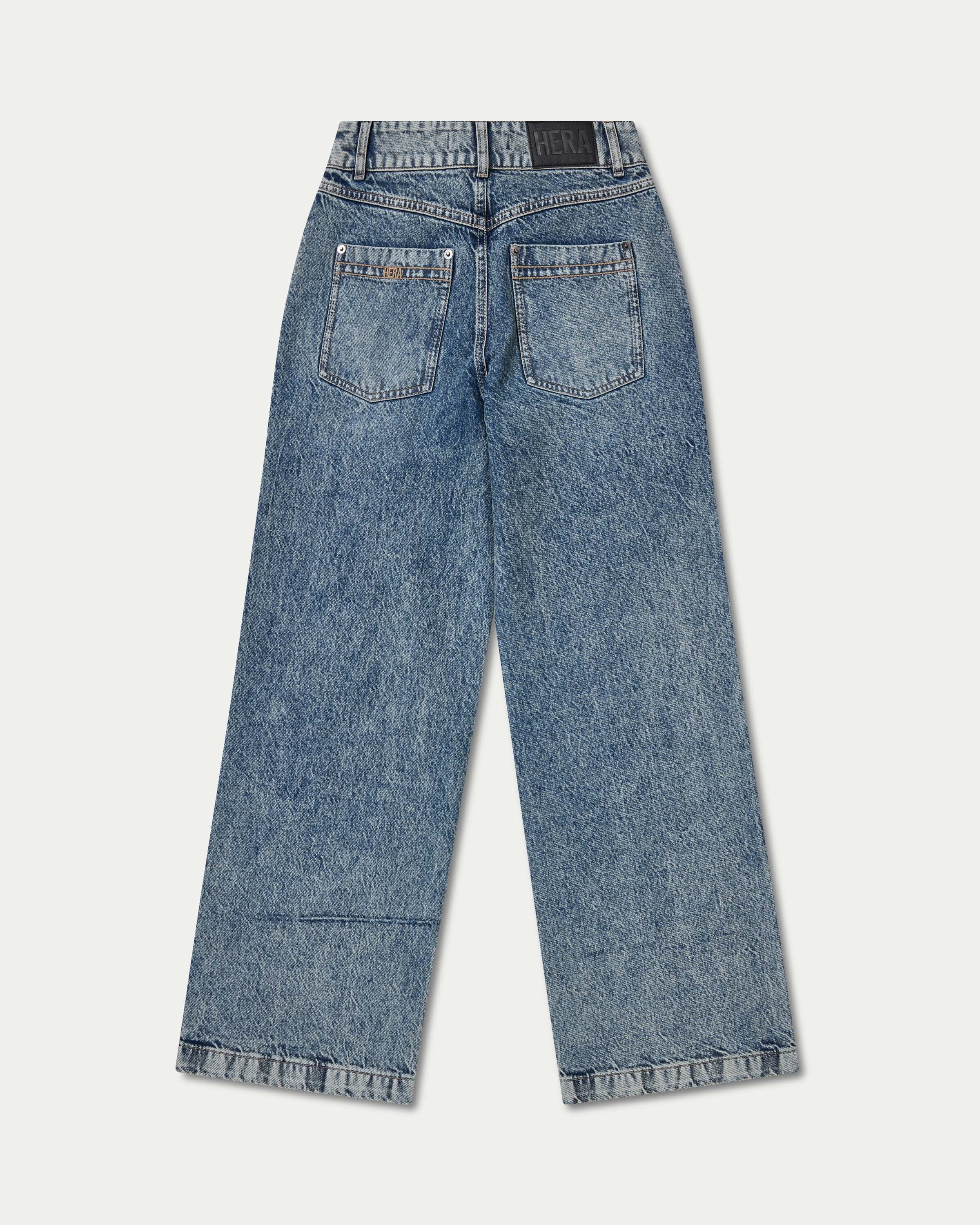 Womens Straight Leg Jean - Image 10