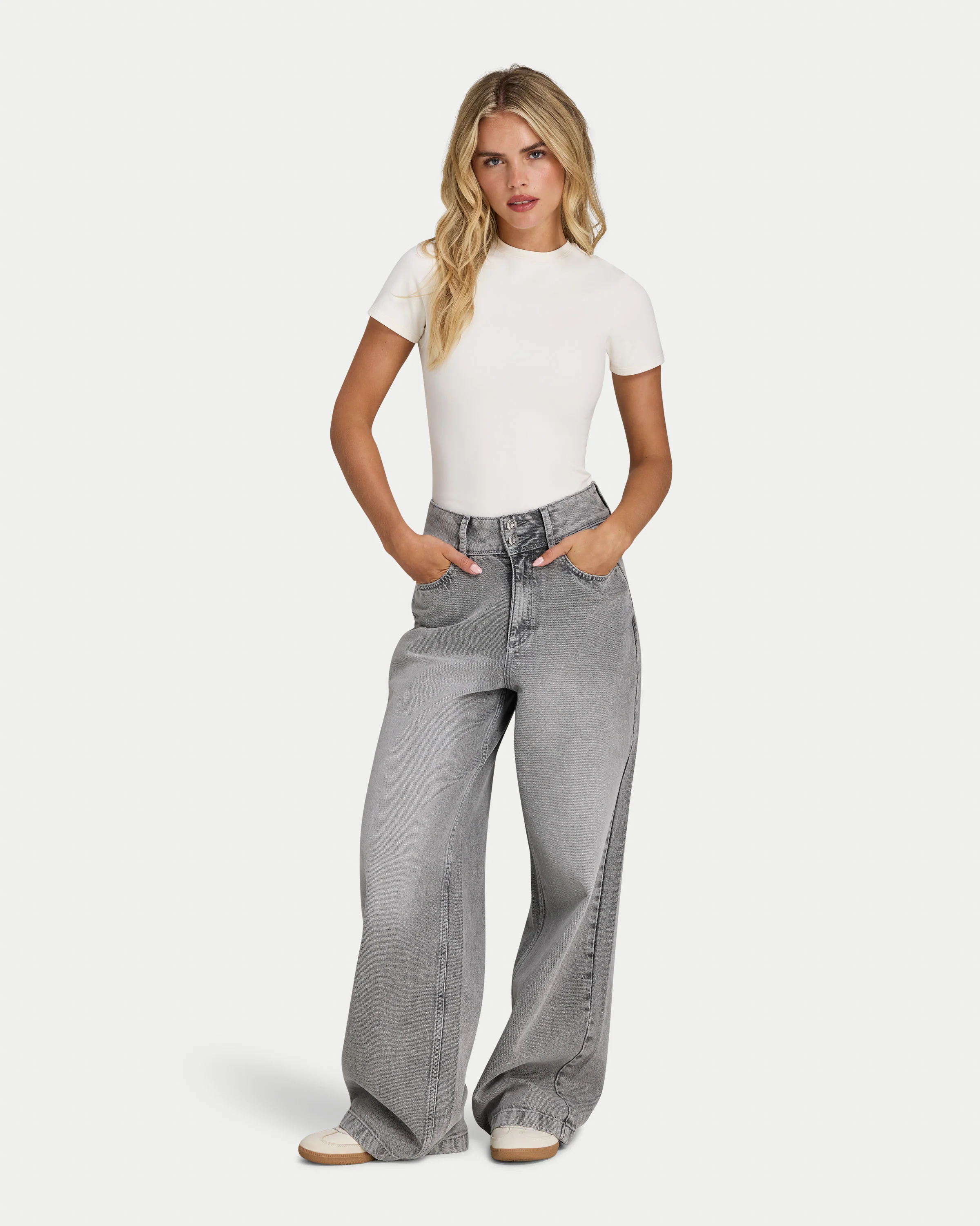 Womens Wide Leg Jean - Image 3