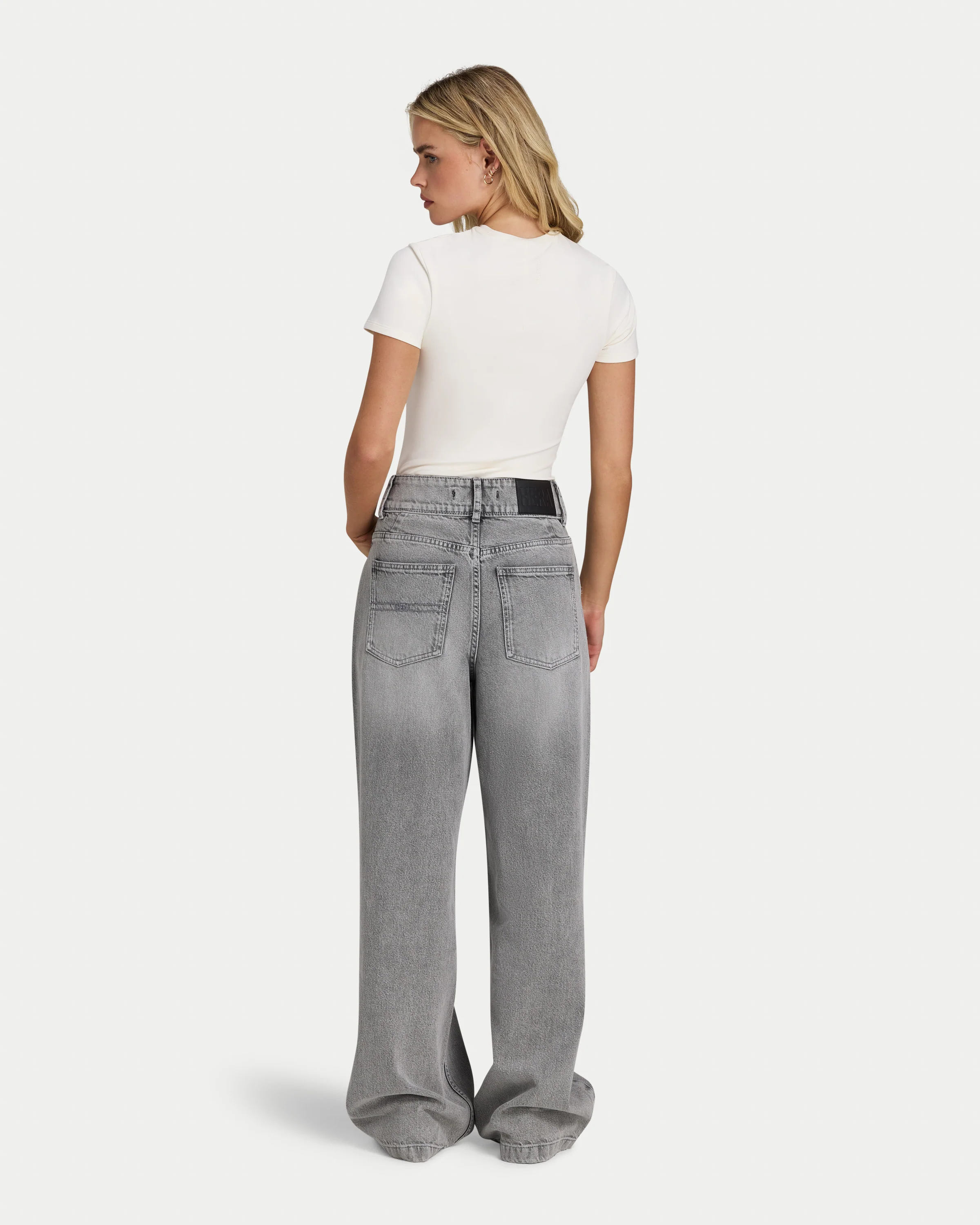 Womens Wide Leg Jean - Image 4